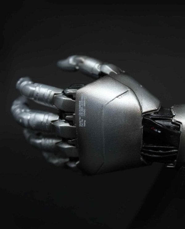 Cyberpunk: Edgerunners - Silverhand Arm - Replica (30 cm)